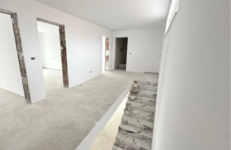 House for SALE – 240 m² | in Çagllavicë - Image 14