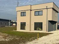 SHTËPI NË SHITJE – 200 m² - Thumbnail 3