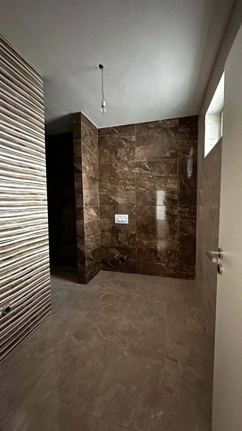 SHITET Shtëpi Moderne 332 m² | në Sofalia Hills  - Image 11