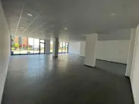 Lokal me qira ne lagjen Dragodan afër Komunës së re. - Thumbnail 6