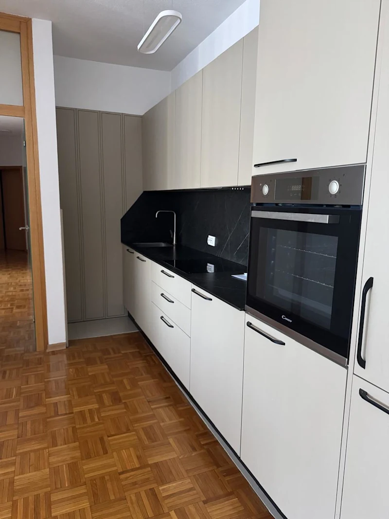 Banesë moderne në SHITJE në Tophane – 113.4 m² - Image 3