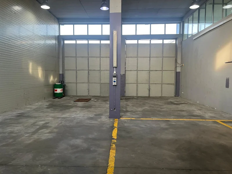 Commercial Space for Rent – 500 m² (1st Floor) & 400 m² (2nd Floor), Llapllasellë, Prishtina–Ferizaj Main Road. - Image 8