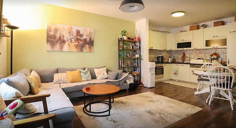 Apartment for SALE, 82 m² | located in the Hospital Neighborhood, near Loriano. - Image 2