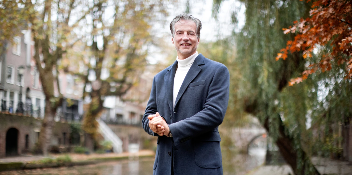 Makelaar Peter Peek aan de Utrechtse werven.