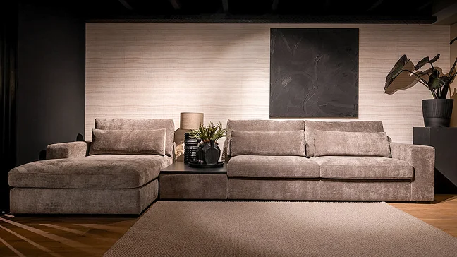 Lorenzo loungebank samenstellen met keuze uit 200 trendy meubelstoffen uit de UrbanSofa meubelstoffencollectie.