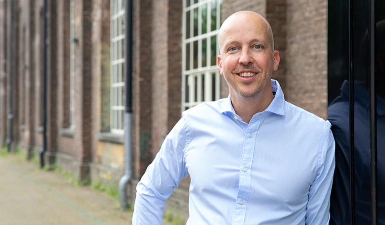 Makelaar Bart Teulings gespecialiseerd in het geven van verduurzamingsadviezen
