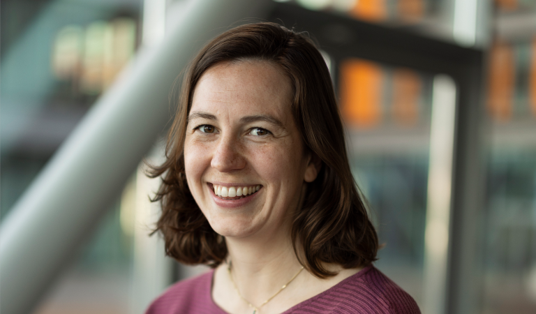 Portret van Data Analist Naomi Smulders.