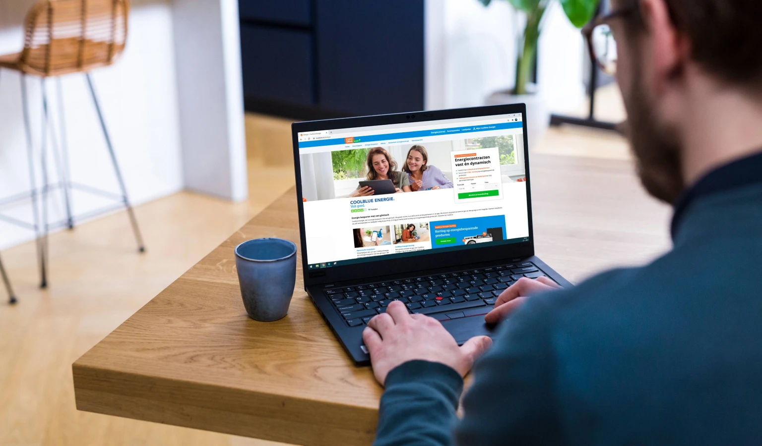 Lees alles over het dynamische energiecontract op de website van Coolblue Energie