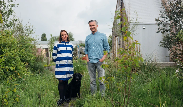 Ontwerpers Tessa Peters en Rolf van Boxmeer vormen het creatieve brein achter het bijzondere woonconcept Minitopia in Den Bosch.