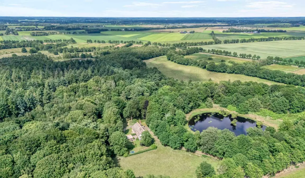 Het huis in Brummen, favoriet op Funda, staat op een enorm perceel
