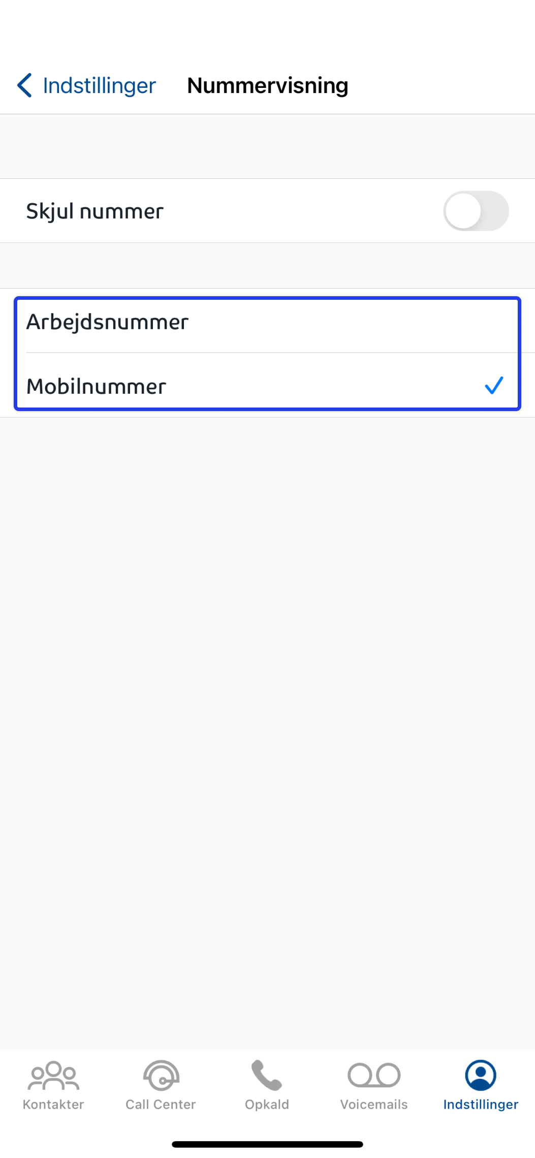 Billedet viser hvor du vælger mellem numre at ringe fra i Assst appen