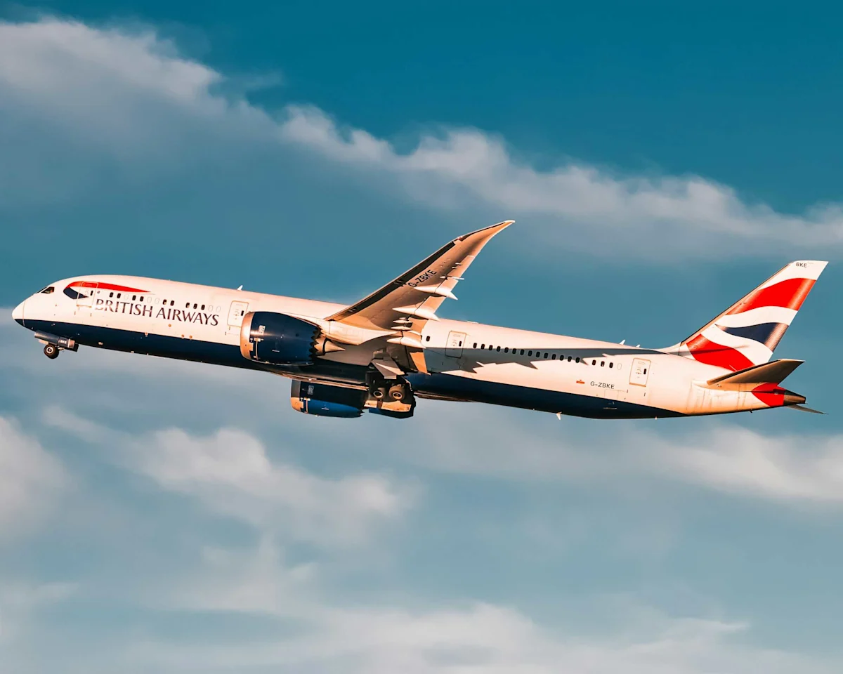 A British Airways aircraft, illustrating point.me's guides to Avios and the British Airways Executive Club.