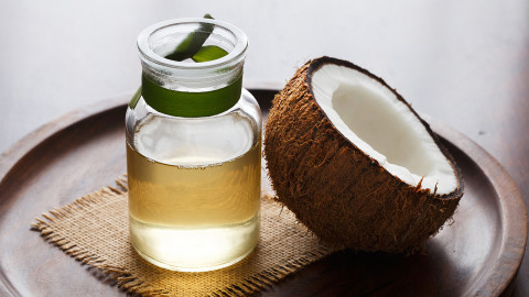 Sari Mas Permai - Benefits of coconut oil with the type of CFAD (Coconut  Fatty Acid Distillate) as an ingredient for making soap, it gives a firmer  soap texture and can produce