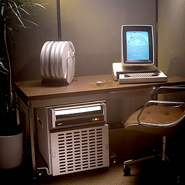 Historic photo of the Xerox PARC Alto computer with WYSIWYG interface