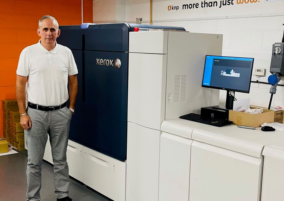 Dave Gibbons of KNP Litho with their Xerox Iridesse Press