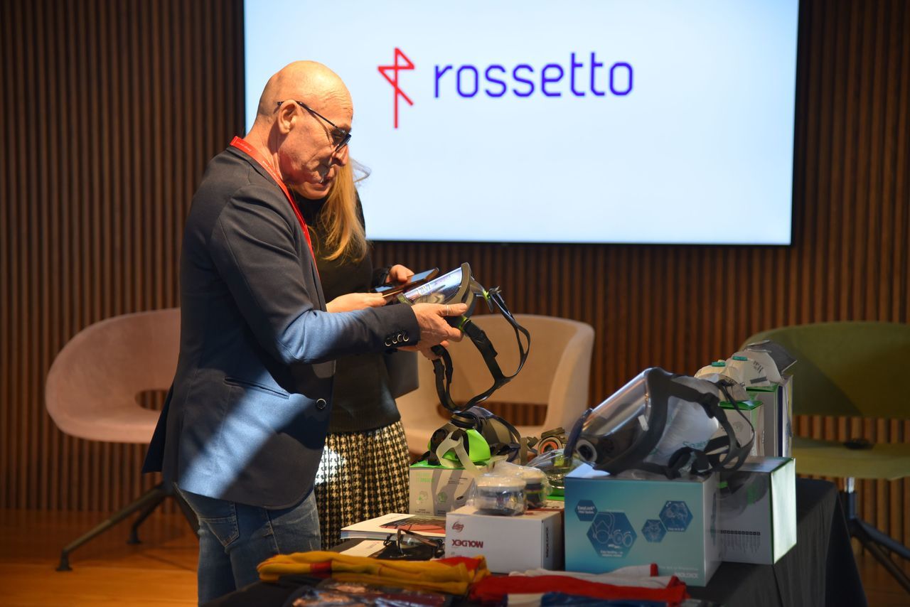 Safety experience gallery