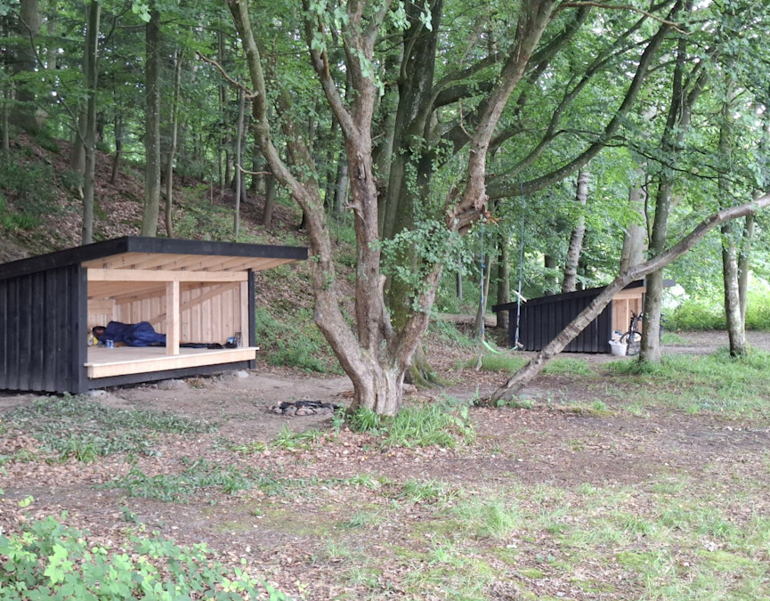 Paradisbugten shelter 2