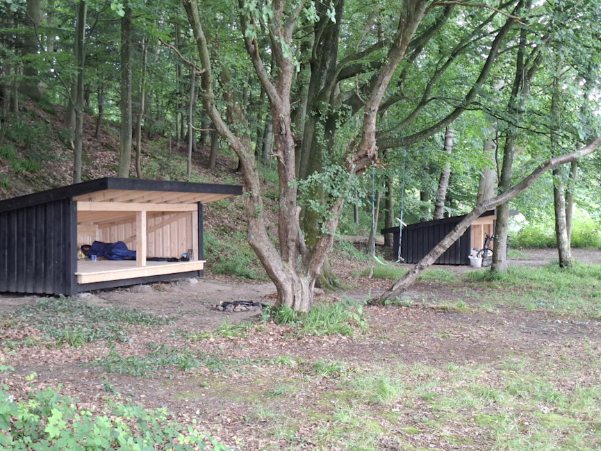 Paradisbugten shelter 2