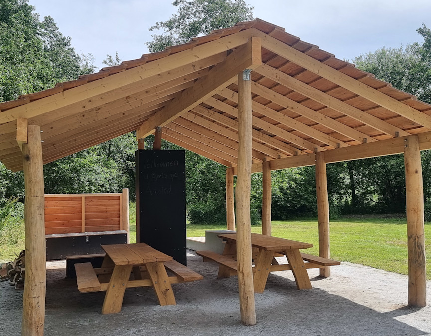 Bjert Åsted madpakkehus