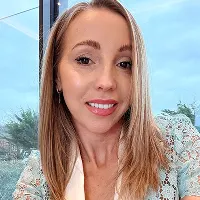 Dr Rhiannon Bray Consultant Obstetrician and Gynaecologist