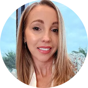 Dr Rhiannon Bray