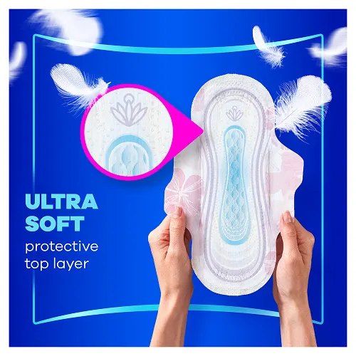 Hands twisting the pad with text "Fit&Flex core and Odourlock technology".
