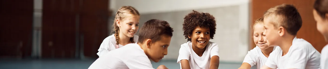 Children are playing in a circle