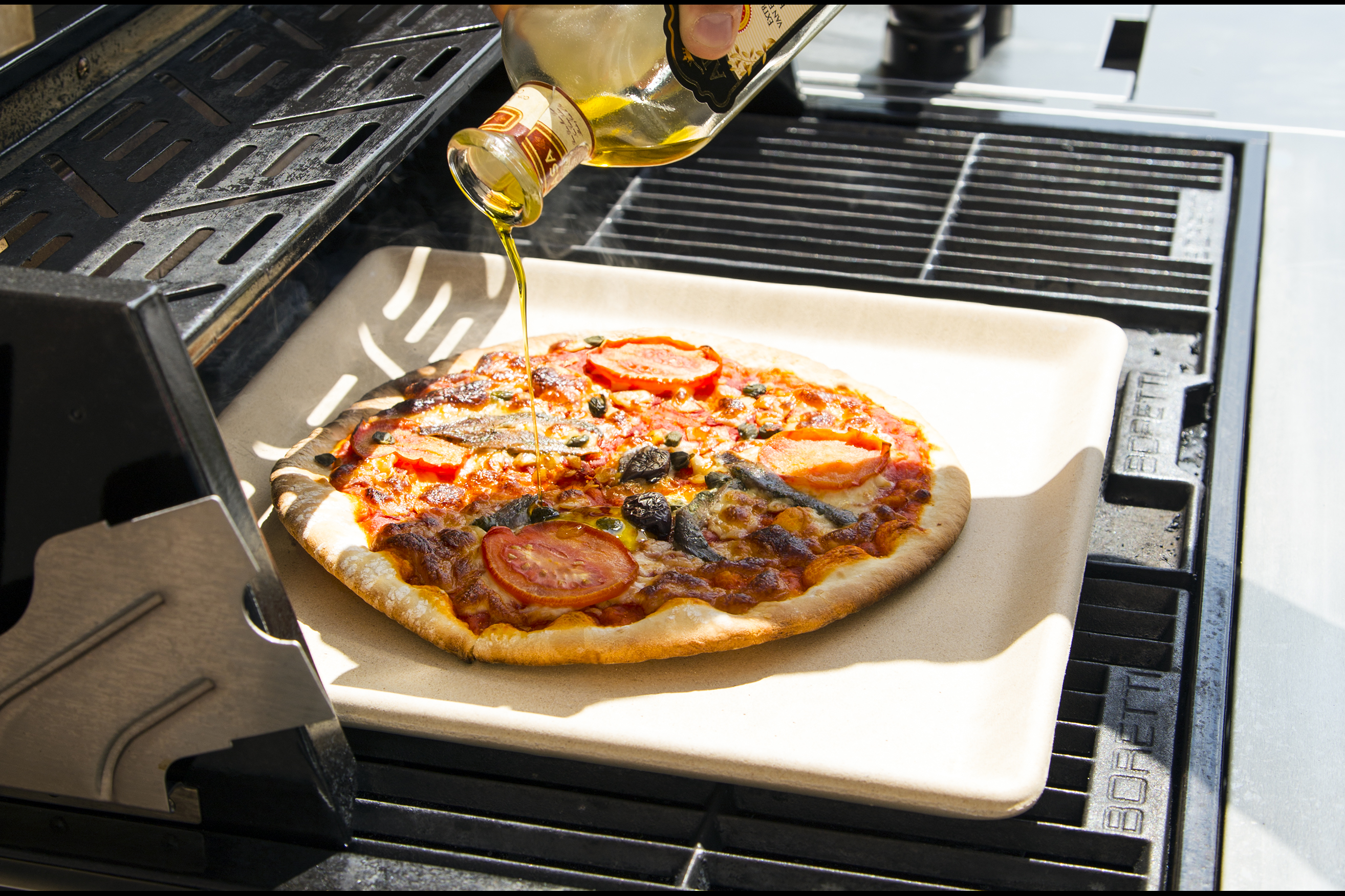 Openbaren Lucht Discriminatie Boretti | Pizza op de BBQ met Mozzarella, Italiaanse ham en rucola