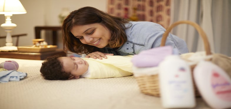 keep-baby-clean-between-baths-header.jpg