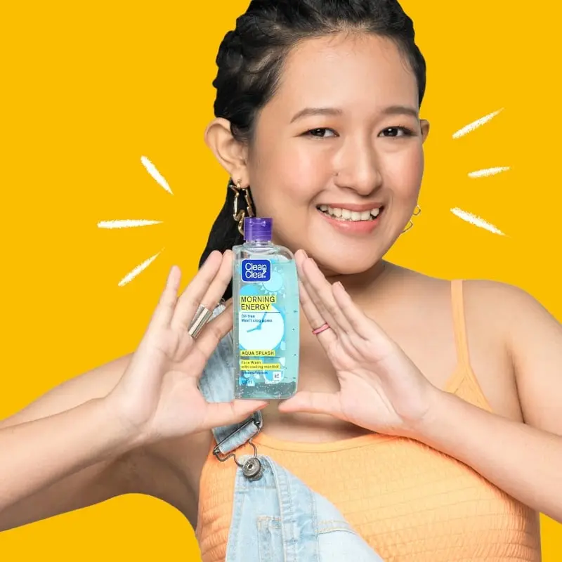 Clean & Clear® Morning Energy Aqua Splash Face Wash image 3