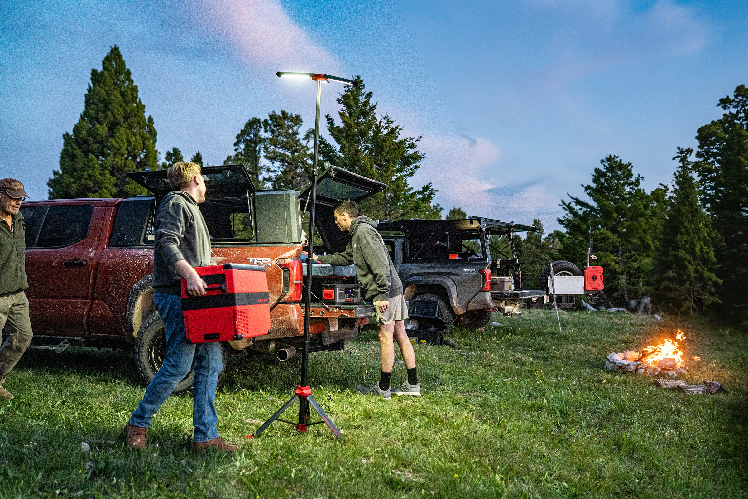 Activity: Tailgating | Responsive Hero Image