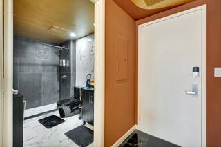 Versace Suite Free Pool & Spa - Image 4