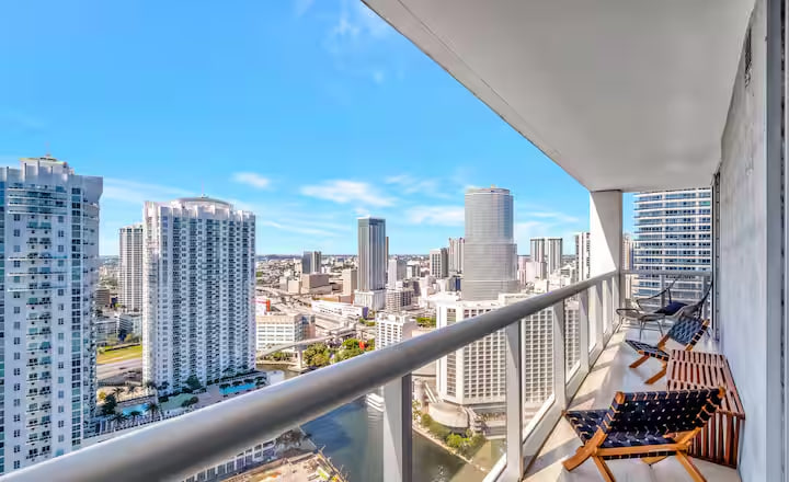 Skyline Free Pool Spa HotTub - Image 3