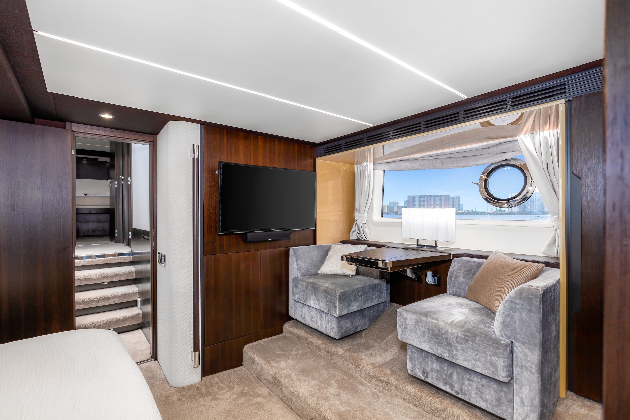 70’ azimut flybridge (2016) le grand bleu - Image 4