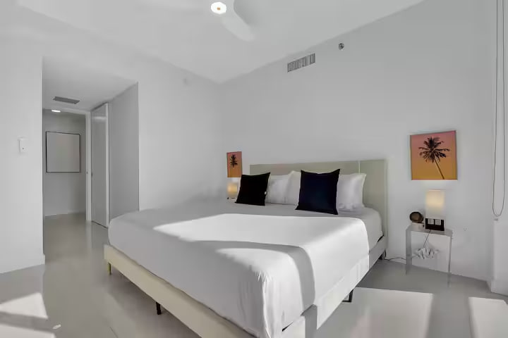 Fully remodeled corner unit all ensuite - Image 5