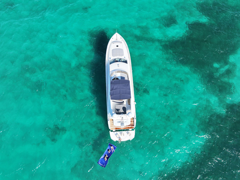 Deep Blue 90 Feet - Image 4