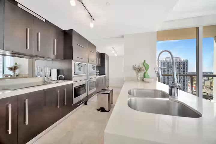 Skyline Free Pool Spa HotTub - Image 2