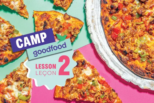 Camp Goodfood - Lesson 2. Cheesy Crust Sausage Pizza with Pepper Duo BS W494