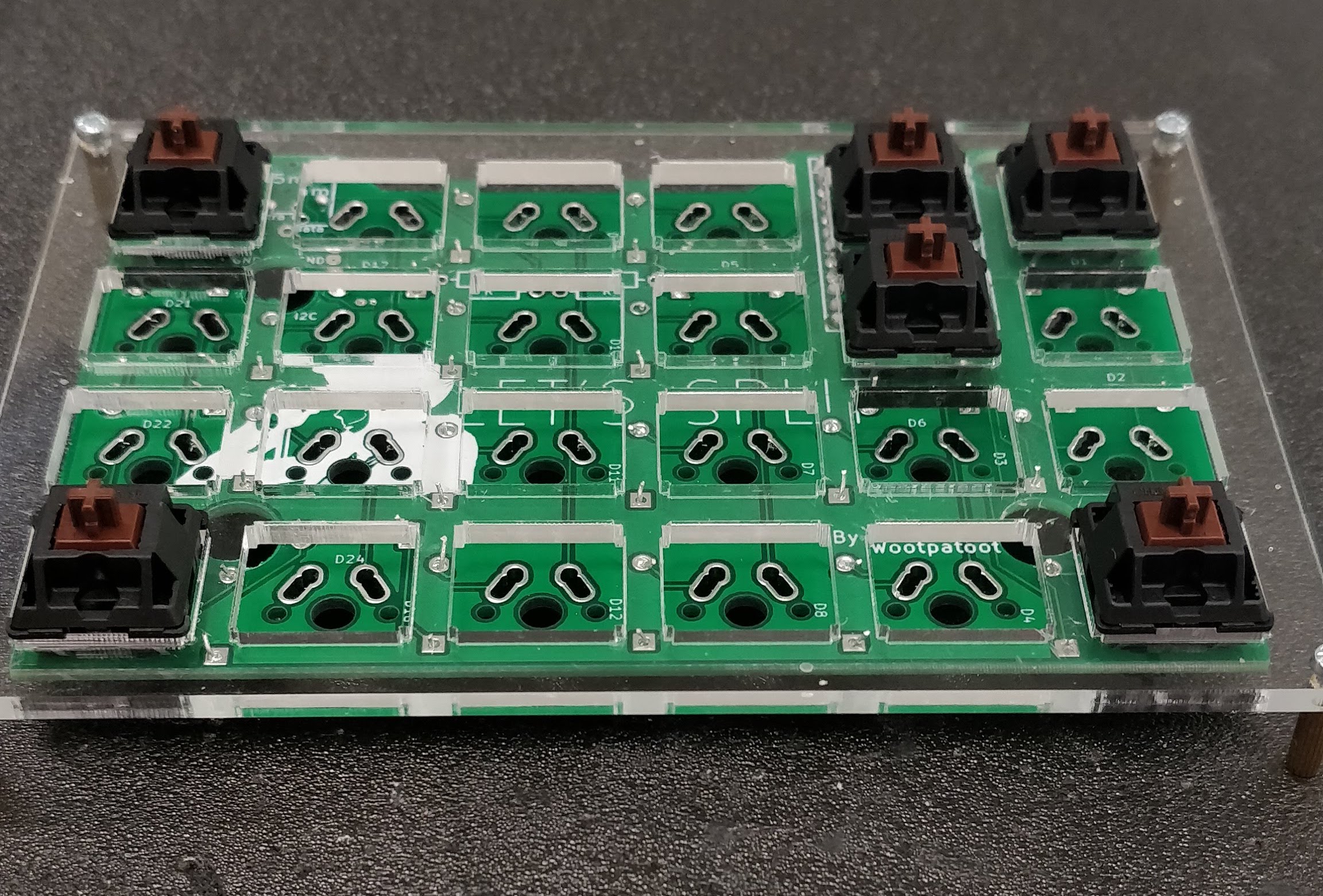 Let's Split - Step 5 - Place the top plate between the switches and solder