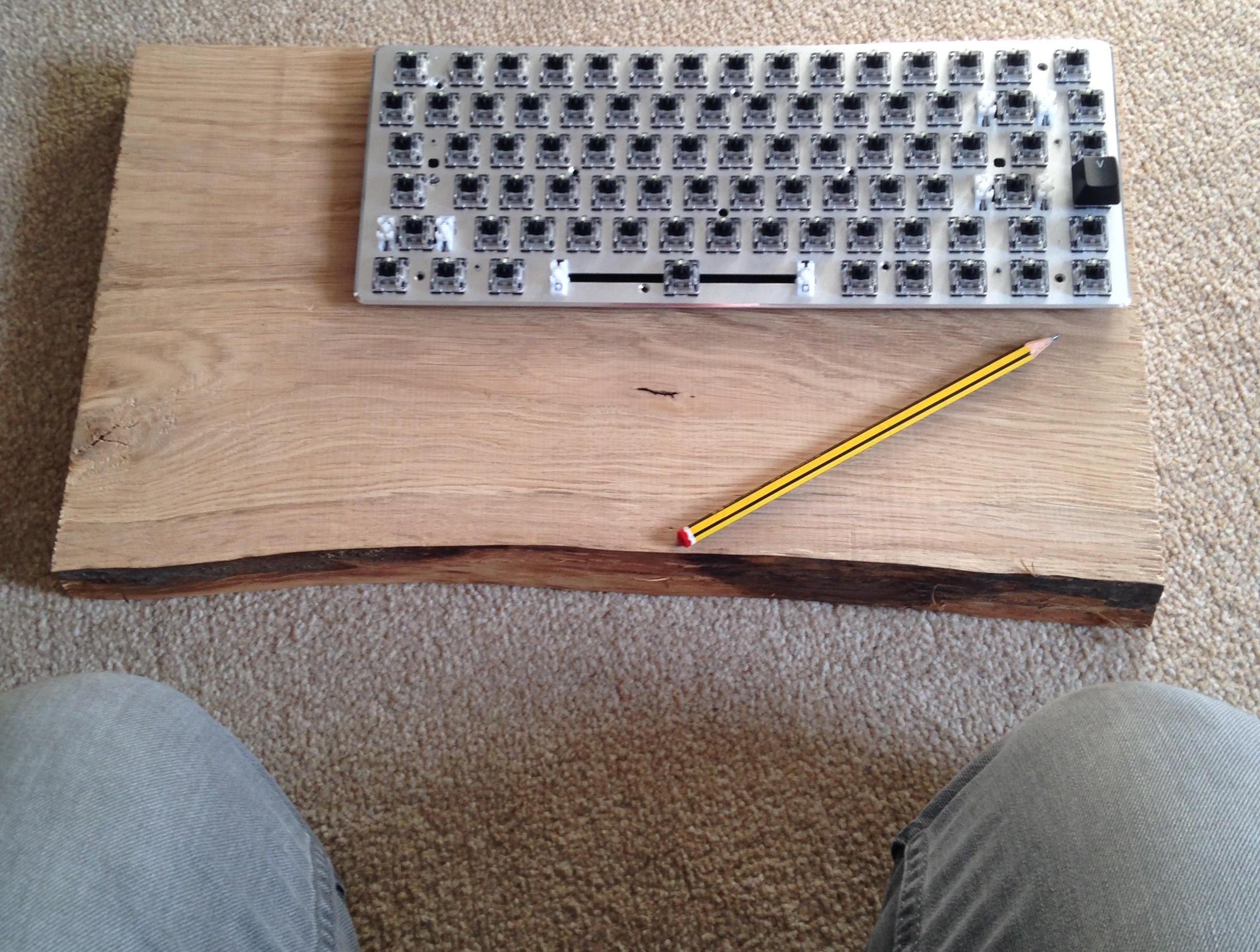 building-a-custom-keyboard-case Pencilled outline
