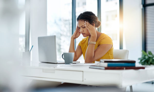 If you suffer from migraines, you’re not alone – in fact, you’re part of a group that includes more than 38 million Americans. But did you know that your oral health may be playing a part in your condition?