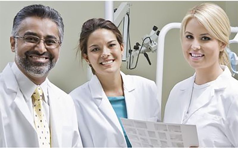 Whether you’ve moved to a new city, switched insurance providers, or are just looking for a new dentist, it can feel tricky to know where to start. 
