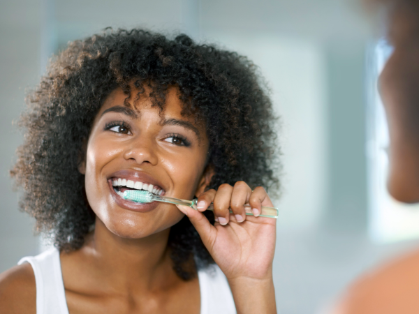 Are you uncertain when it comes to choosing the best toothbrush for you? There are pros to every type of toothbrush, whether they are manual or electric. Here are a few things to consider to help you decide the best fit for your mouth. 
