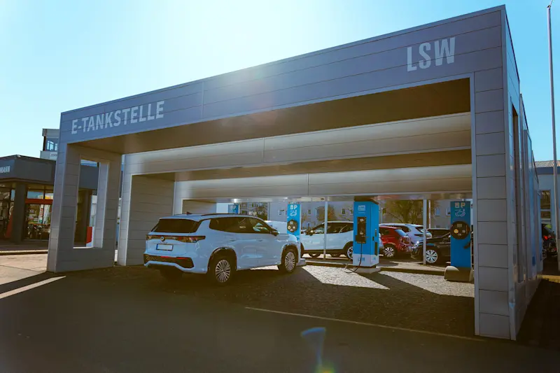 LSW Tankstelle  - Bild 1