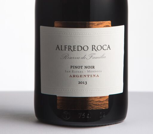 Pinot Noir Reserva Familia Roca (focus)
