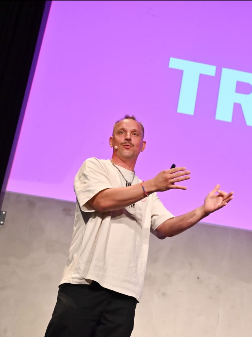 TECH: MAX at Strat Con