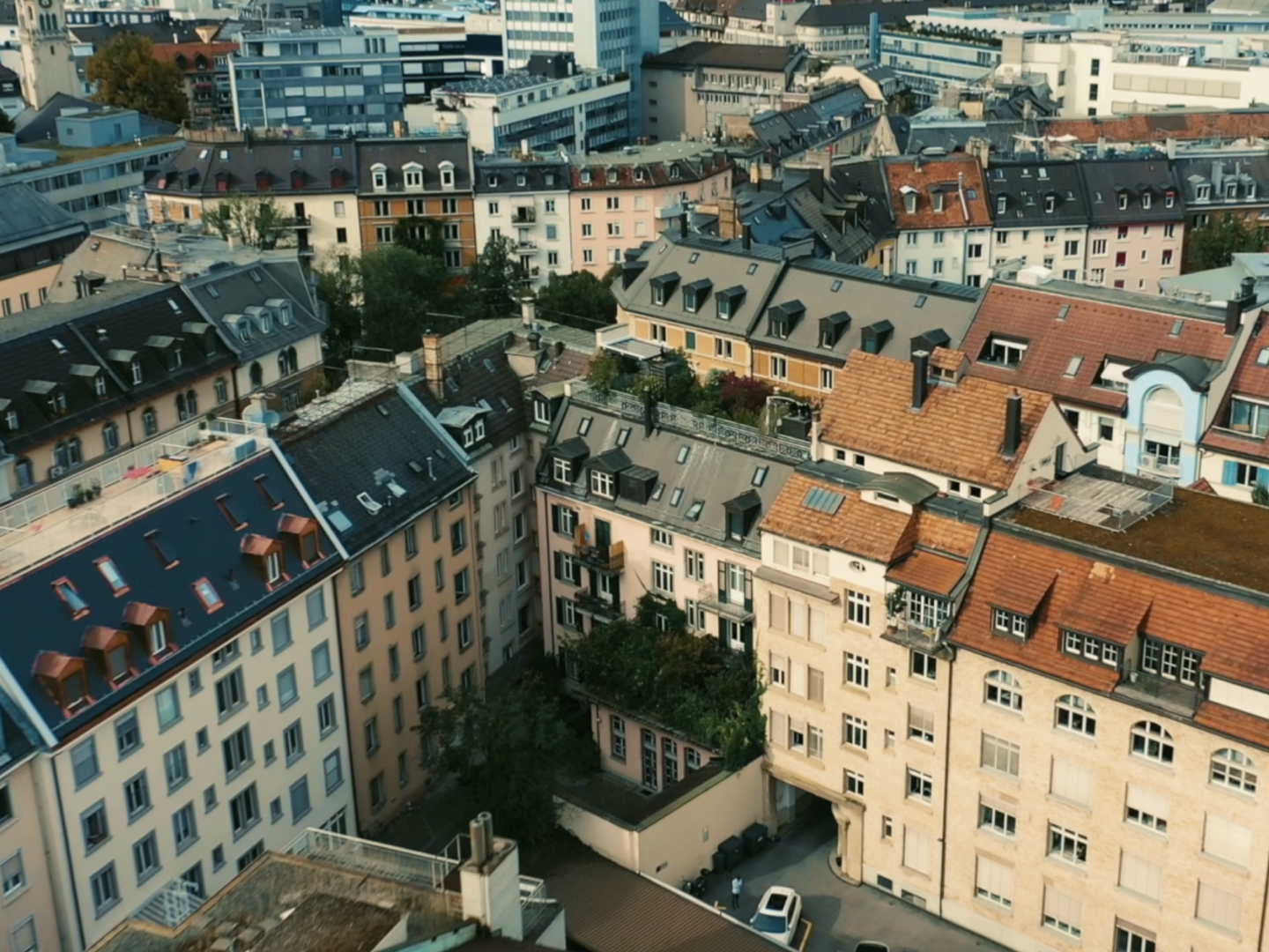 Image of rows of apartment buildings in Zurich from bird's eye view.