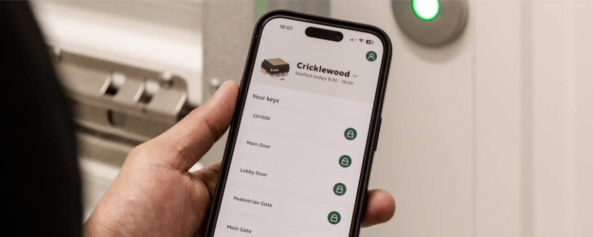 Using the secure STOREX app