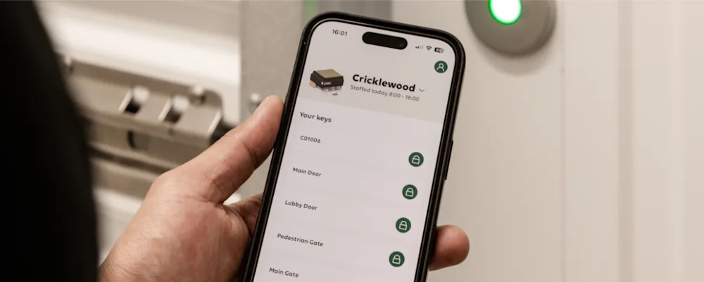 Using the secure STOREX app