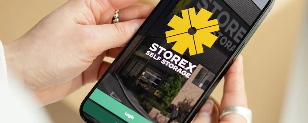 A woman using the STOREX App resized